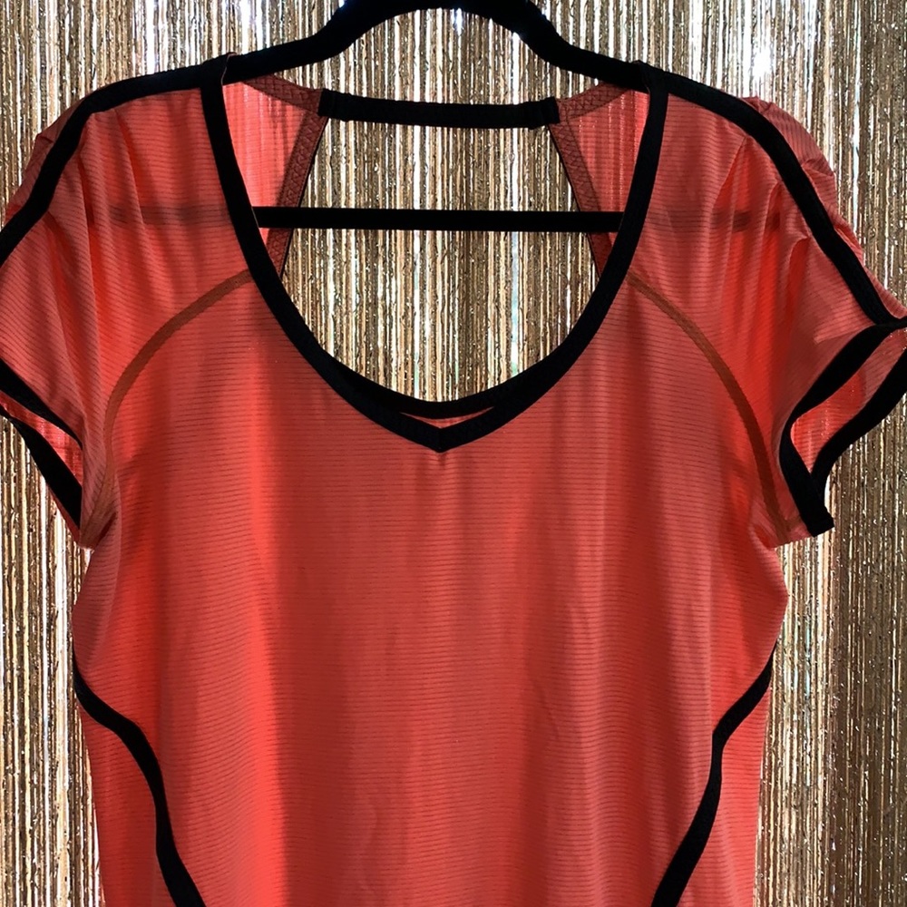 Lululemon Run Team Spirit Tech Top